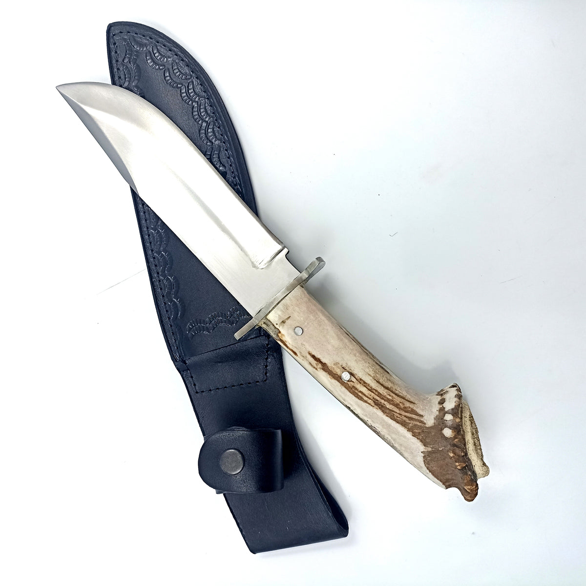 http://yataganknife.com/cdn/shop/products/2_2b32c13e-82bf-4807-9d7f-471aab52b51d_1200x1200.jpg?v=1678120369