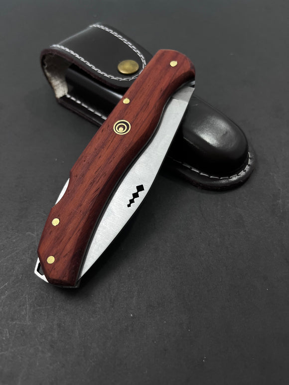 Folding Knife With Leather Sheath fk1019